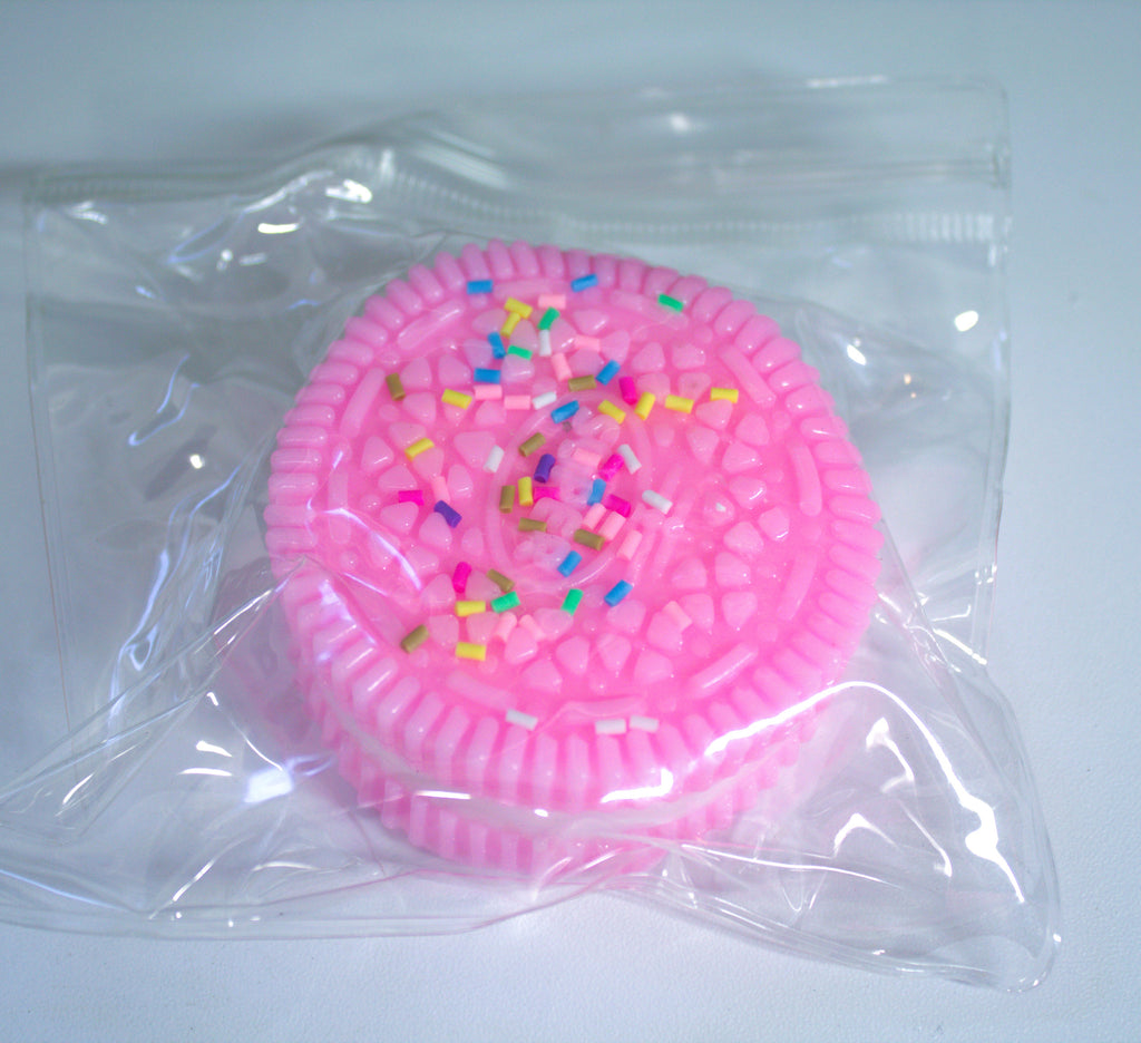 Taba Sandwich Cookie Squishy